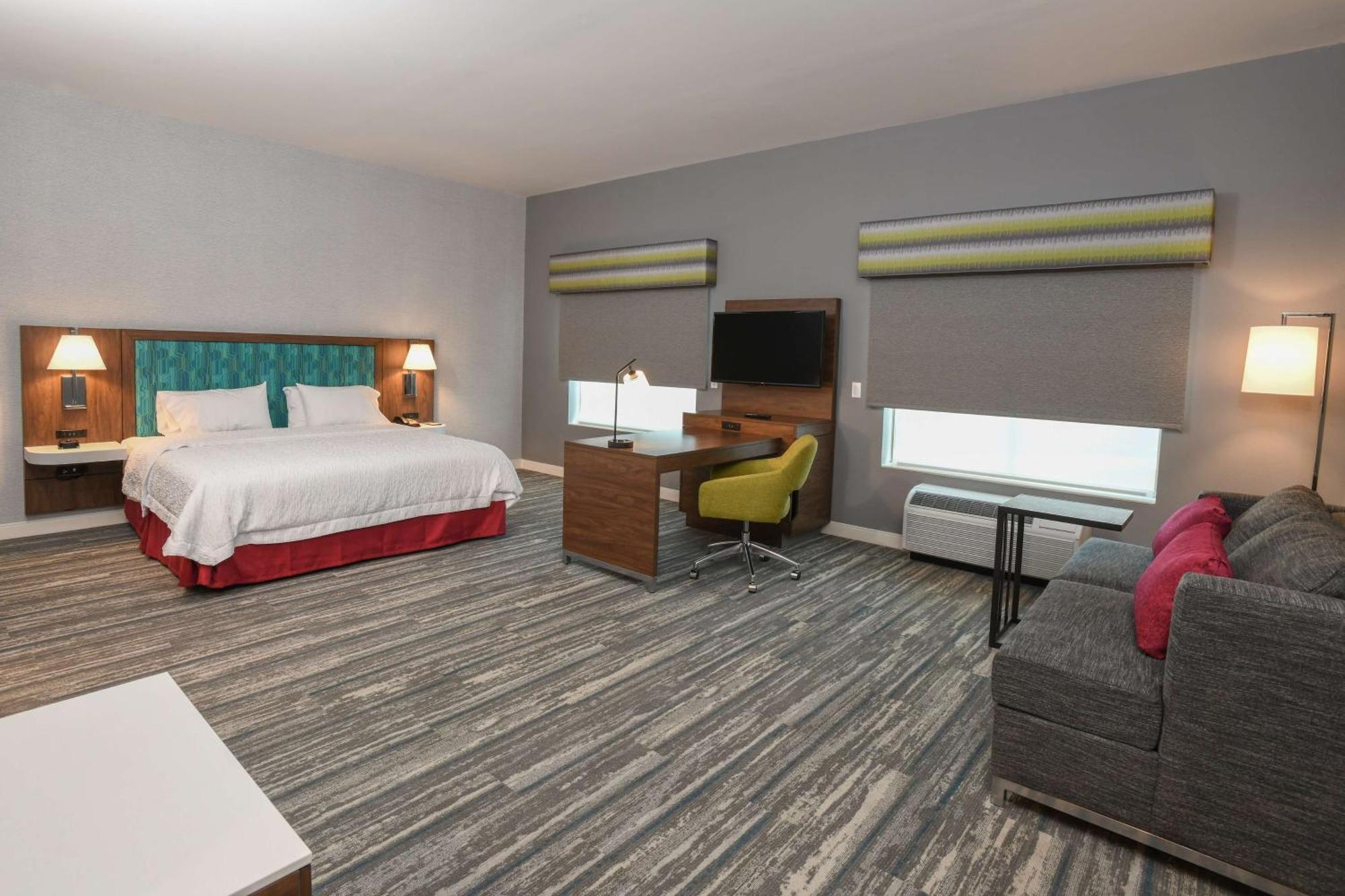 Hampton Inn & Suites Cincinnati Liberty Township West Chester Exterior photo